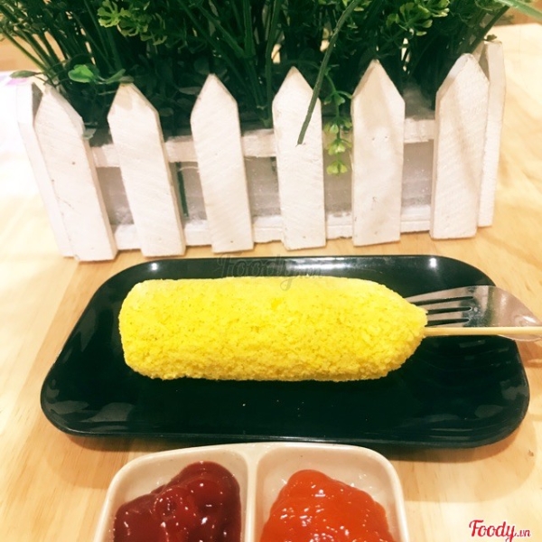Hotdog xúc xích phô mai