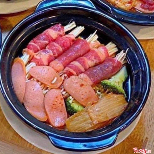 Mỳ cay bò mỹ cuộn nấm